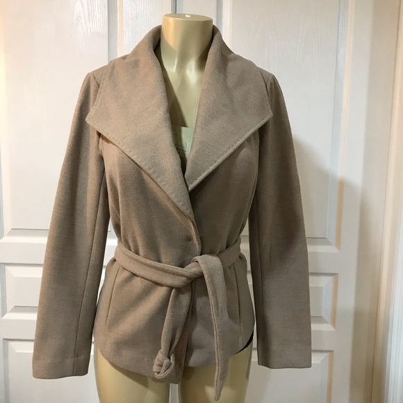 White House Black Market Jackets & Blazers - NWOTLovely soft Polyester Rayon Spandex fall coat